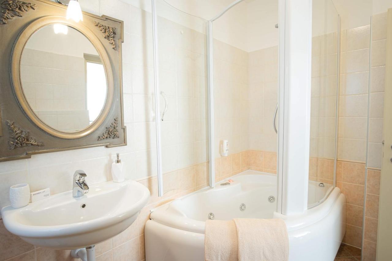 B&B Casa Dolce Casa Oltre il Colle ภายนอก รูปภาพ